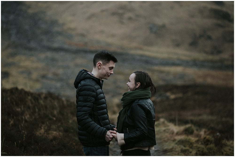Glencoe adventure photoshoot, Glencoe couple photoshoot, Three Sisters Glencoe, winter in Glencoe,