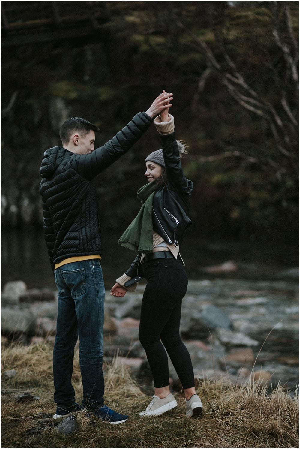 Glencoe adventure photoshoot, Glencoe couple photoshoot, Three Sisters Glencoe, winter in Glencoe,