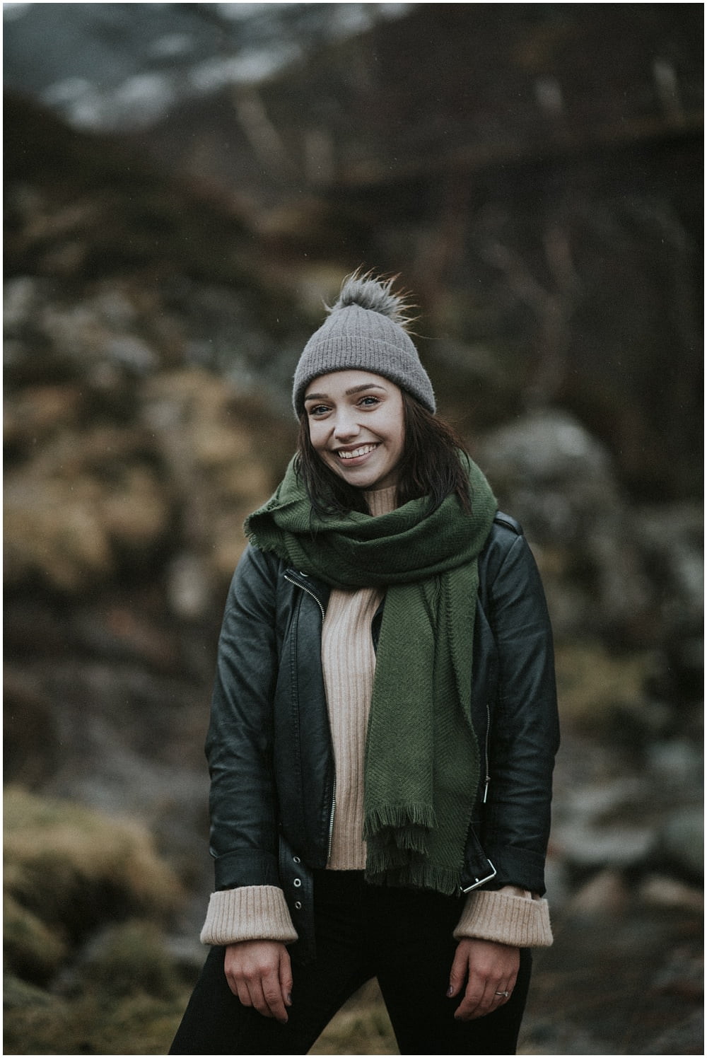 Glencoe adventure photoshoot, Glencoe couple photoshoot, Three Sisters Glencoe, winter in Glencoe,