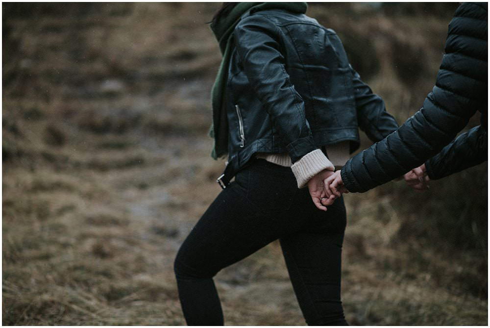 Glencoe adventure photoshoot, Glencoe couple photoshoot, Three Sisters Glencoe, winter in Glencoe,