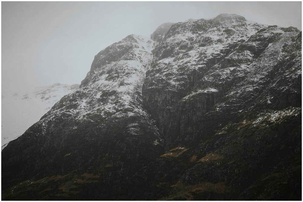Glencoe adventure photoshoot, Glencoe couple photoshoot, Three Sisters Glencoe, winter in Glencoe,