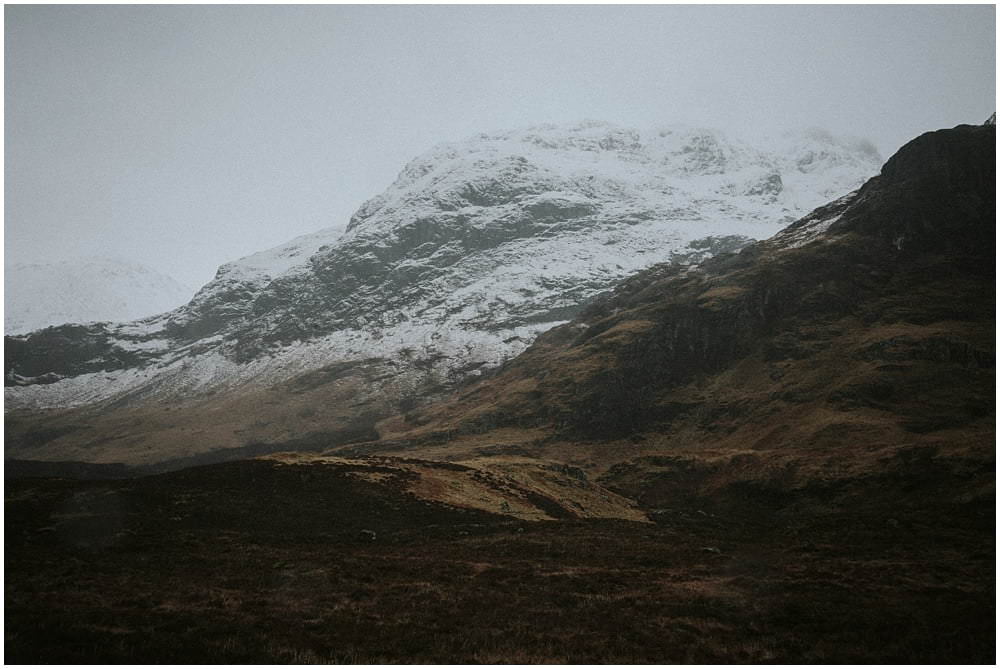 Glencoe adventure photoshoot, Glencoe couple photoshoot, Three Sisters Glencoe, winter in Glencoe,
