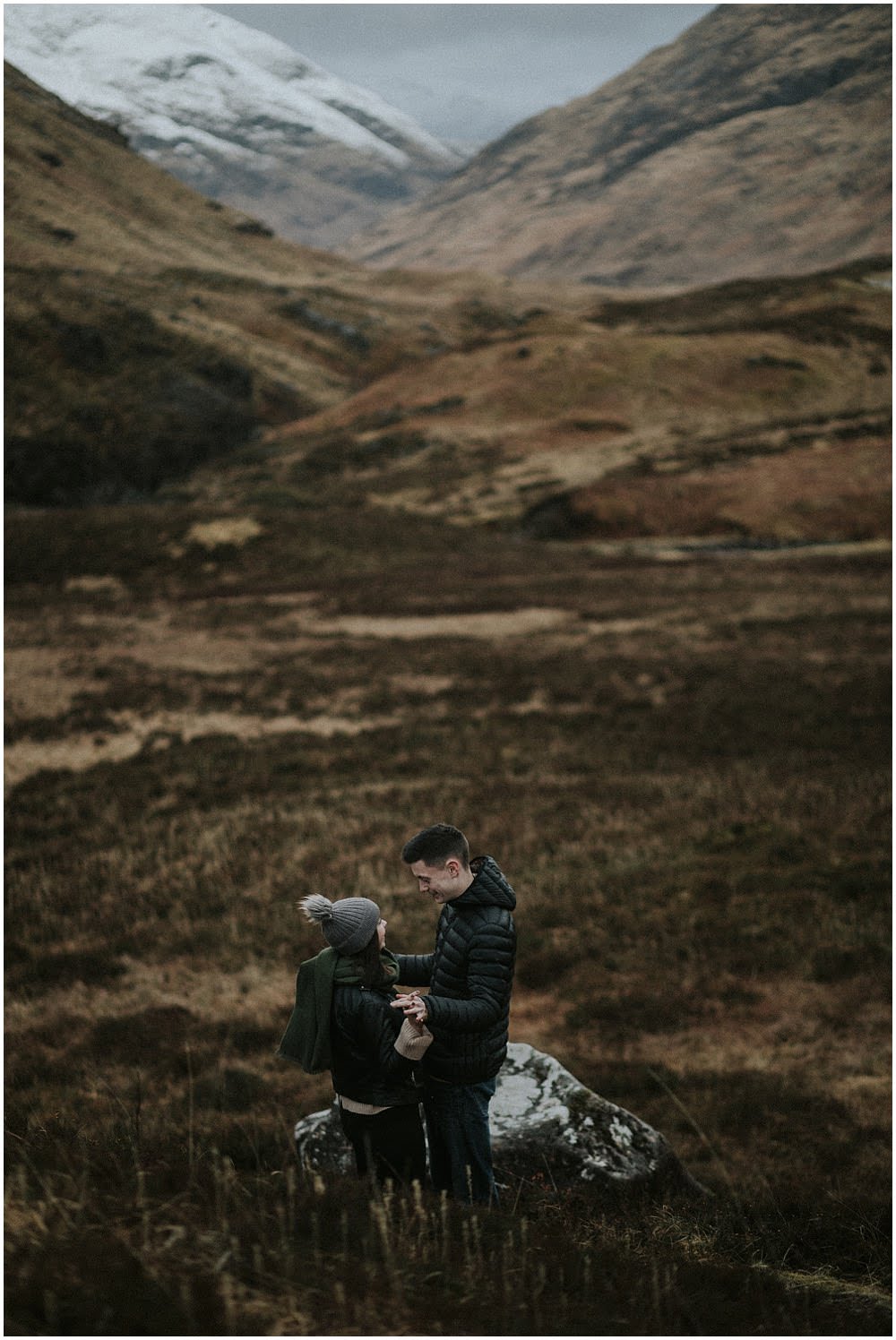 Glencoe adventure photoshoot, Glencoe couple photoshoot, Three Sisters Glencoe, winter in Glencoe,