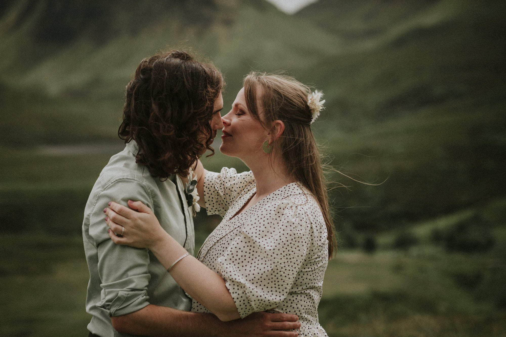 Intimate Quiraing elopement