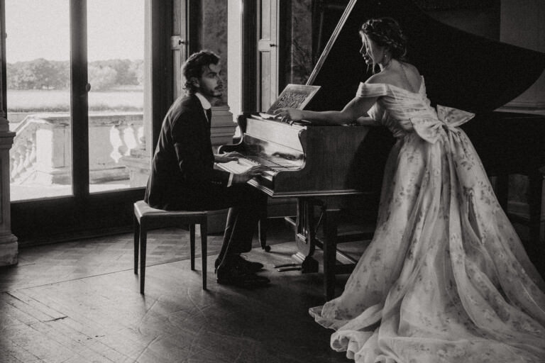 Chic Gosford House wedding