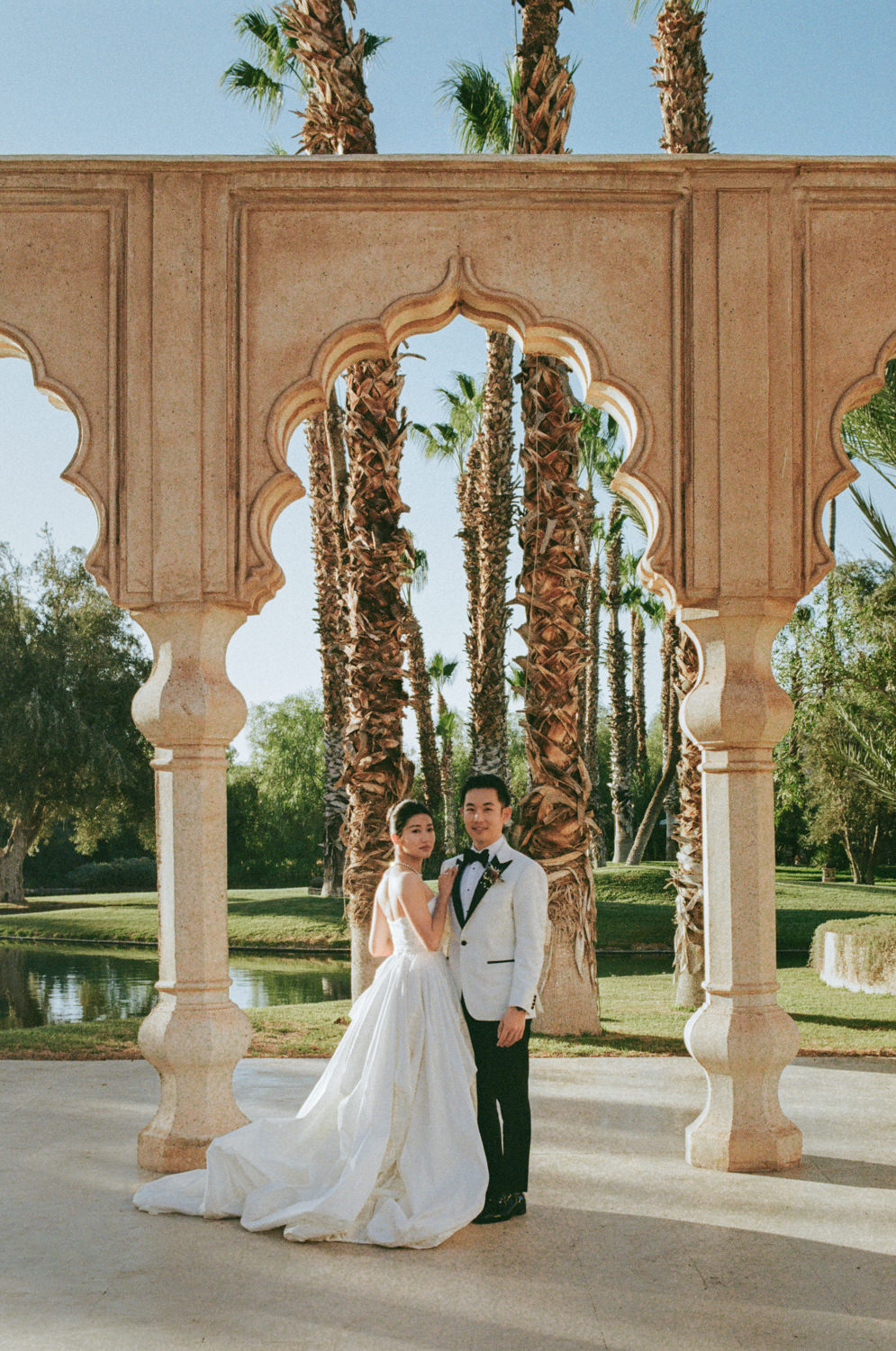 Elvira & Tim’s 2-Day Wedding at Palais Namaskar: A Marrakech Masterpiece of Fashion, Firelight & DJ Zerb 32