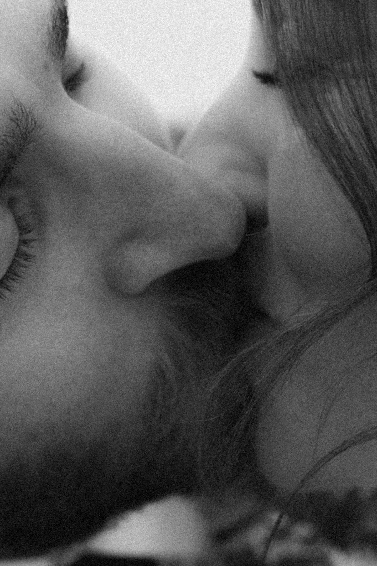 Wedding in the Scottish Highlands in winter in storm 39