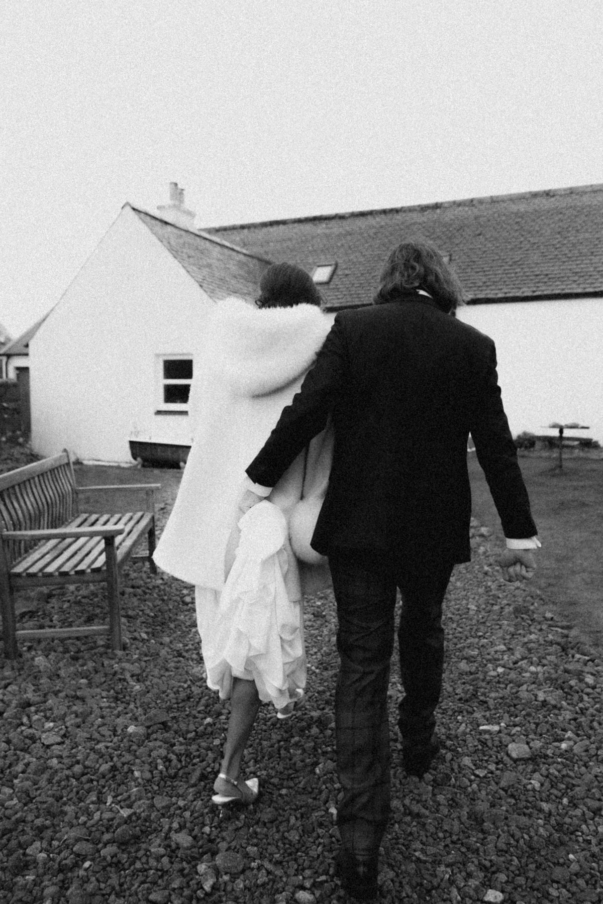 Wedding in the Scottish Highlands in winter in storm 53