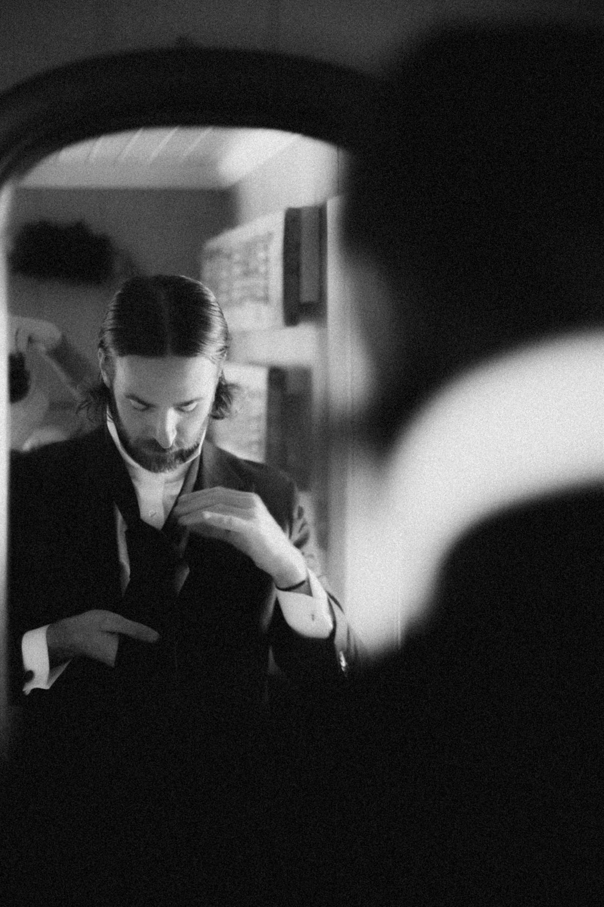 Wedding in the Scottish Highlands in winter in storm 36