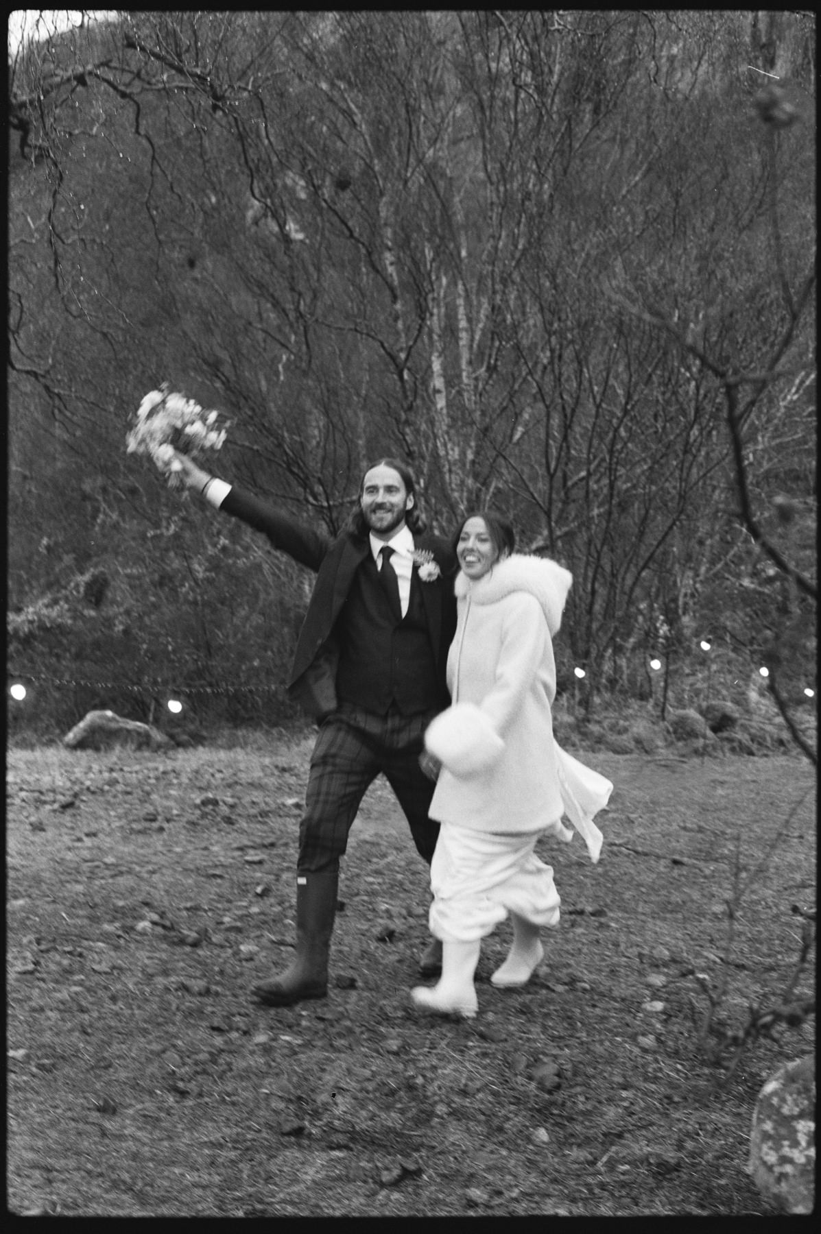 Wedding in the Scottish Highlands in winter in storm 10